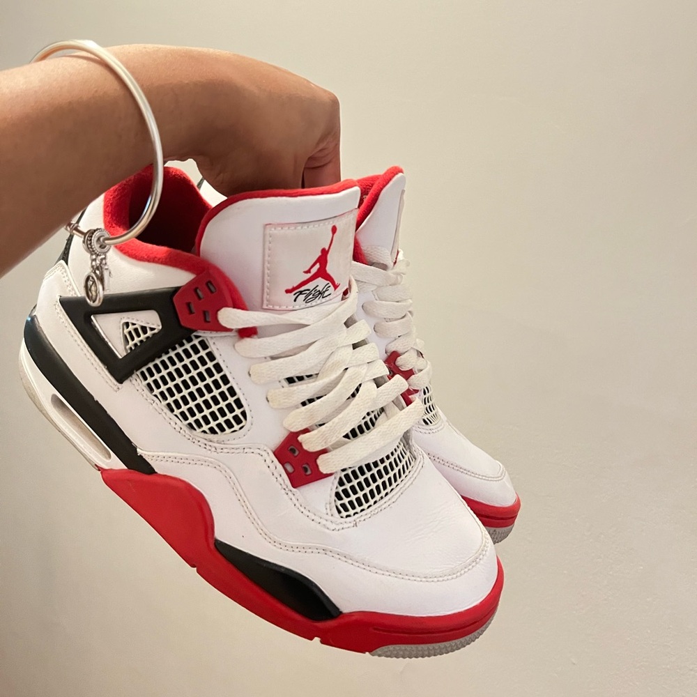 Jordan Sneakers White Red Black